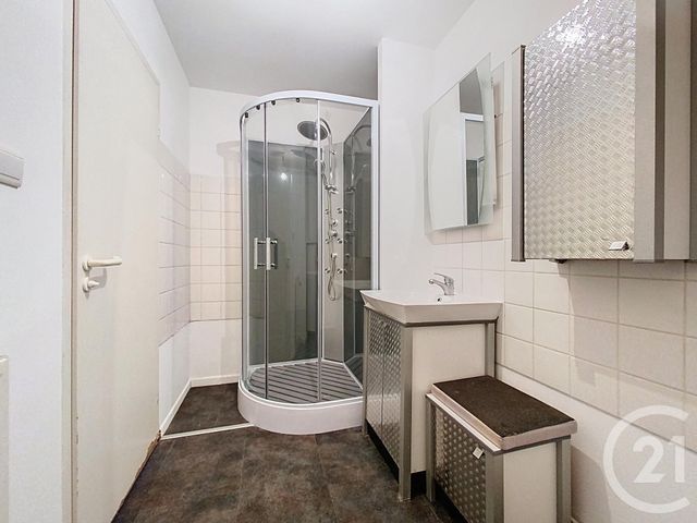 Appartement F3 à louer - 3 pièces - 64.44 m2 - LUXEUIL LES BAINS - 70 - FRANCHE-COMTE - Century 21 Gsm Immo