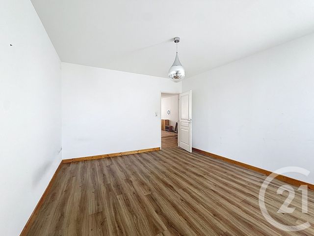 maison à vendre - 9 pièces - 207.54 m2 - LURE - 70 - FRANCHE-COMTE - Century 21 Gsm Immo