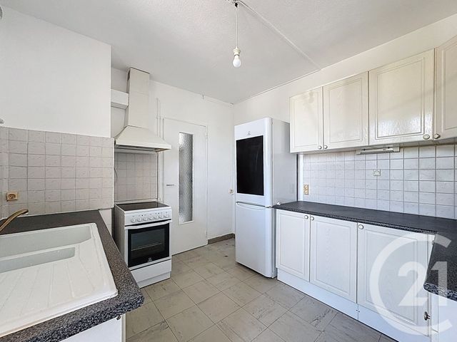 Appartement F2 à vendre - 2 pièces - 44.59 m2 - BELFORT - 90 - FRANCHE-COMTE - Century 21 Gsm Immo