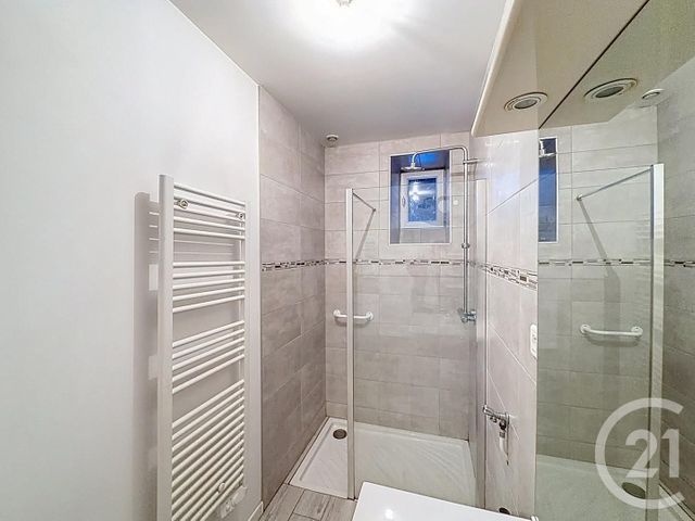 Appartement F3 à louer - 3 pièces - 53.65 m2 - BELFORT - 90 - FRANCHE-COMTE - Century 21 Gsm Immo