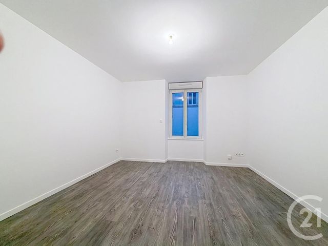 Appartement F3 à louer - 3 pièces - 53.65 m2 - BELFORT - 90 - FRANCHE-COMTE - Century 21 Gsm Immo