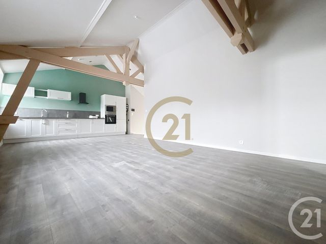 Appartement à louer - 4 pièces - 76.0 m2 - RONCHAMP - 70 - FRANCHE-COMTE - Century 21 Gsm Immo