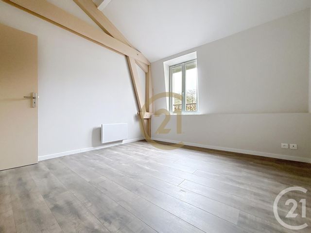 Appartement F3 à louer - 3 pièces - 56.33 m2 - RONCHAMP - 70 - FRANCHE-COMTE - Century 21 Gsm Immo