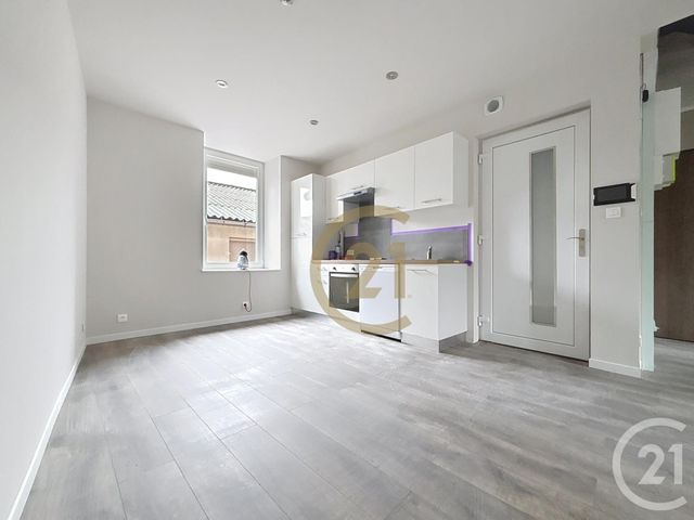 Appartement F3 à louer - 3 pièces - 56.33 m2 - RONCHAMP - 70 - FRANCHE-COMTE - Century 21 Gsm Immo