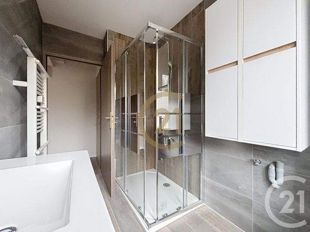 Appartement F3 à louer - 3 pièces - 56.33 m2 - RONCHAMP - 70 - FRANCHE-COMTE - Century 21 Gsm Immo