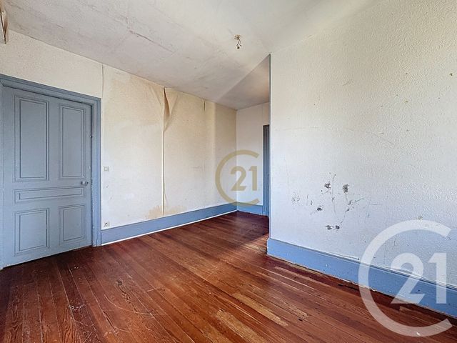 Appartement à vendre - 5 pièces - 101.46 m2 - LUXEUIL LES BAINS - 70 - FRANCHE-COMTE - Century 21 Gsm Immo