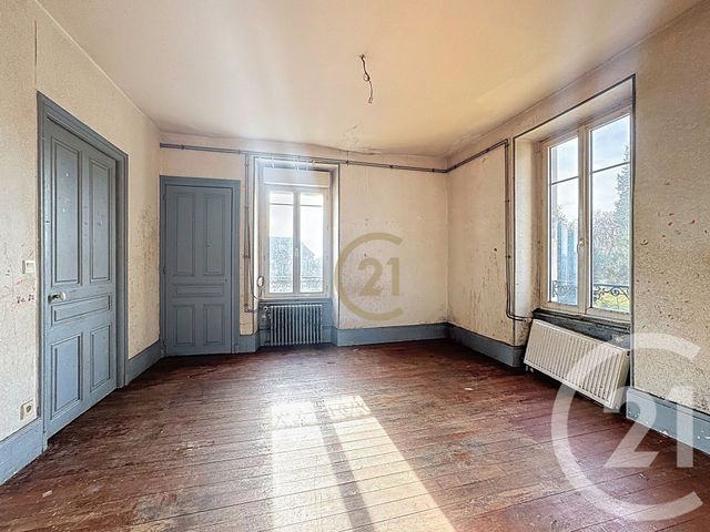 Appartement à vendre - 5 pièces - 101.46 m2 - LUXEUIL LES BAINS - 70 - FRANCHE-COMTE - Century 21 Gsm Immo