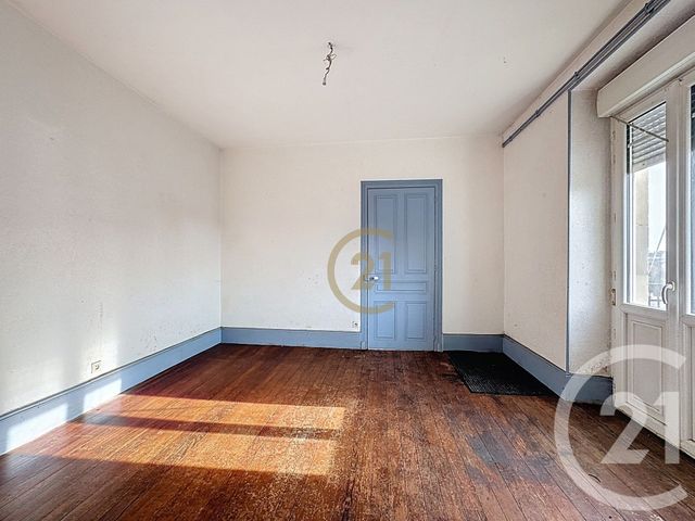 Appartement à vendre - 5 pièces - 101.46 m2 - LUXEUIL LES BAINS - 70 - FRANCHE-COMTE - Century 21 Gsm Immo