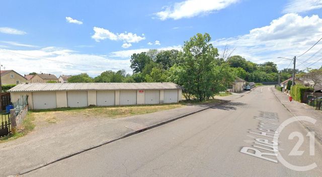 Parking à louer LURE