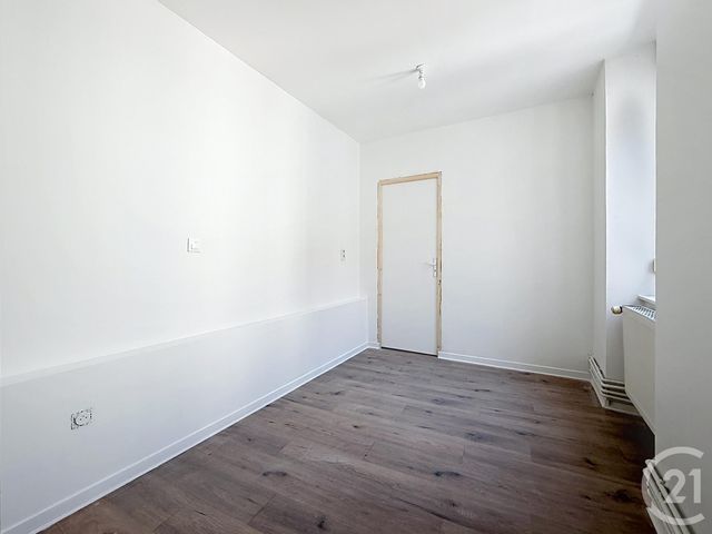 Appartement F1 à louer - 1 pièce - 49.09 m2 - LURE - 70 - FRANCHE-COMTE - Century 21 Gsm Immo