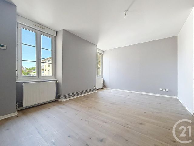 Appartement F1 à louer - 1 pièce - 49.09 m2 - LURE - 70 - FRANCHE-COMTE - Century 21 Gsm Immo