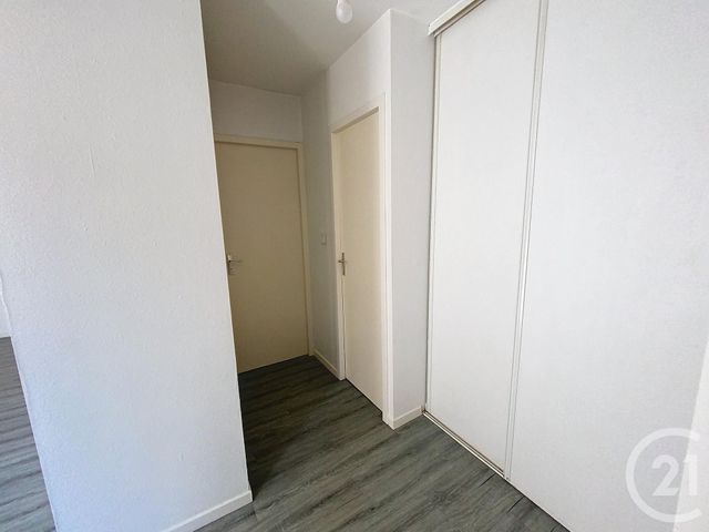 Appartement F1 à louer - 1 pièce - 49.09 m2 - LURE - 70 - FRANCHE-COMTE - Century 21 Gsm Immo