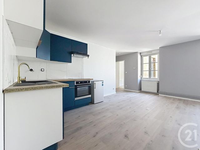 Appartement F1 à louer - 1 pièce - 49.09 m2 - LURE - 70 - FRANCHE-COMTE - Century 21 Gsm Immo