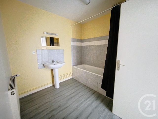 Appartement F1 à louer - 1 pièce - 49.09 m2 - LURE - 70 - FRANCHE-COMTE - Century 21 Gsm Immo