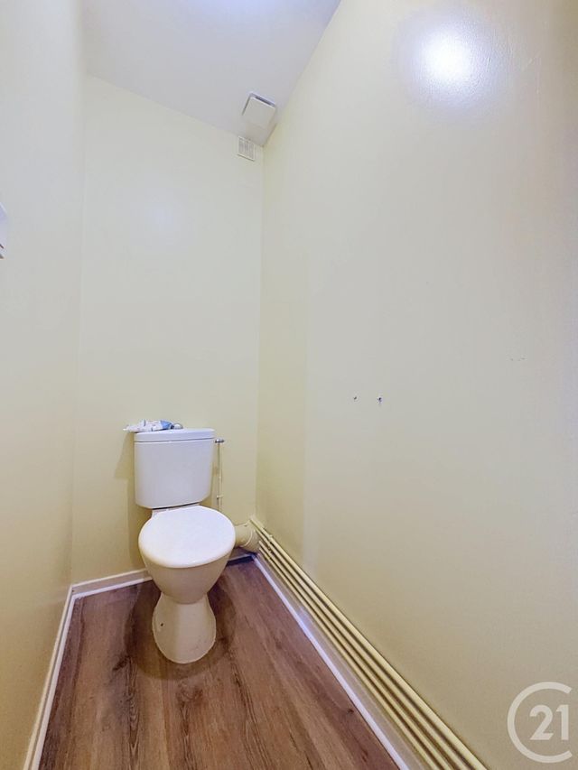 Appartement F1 à louer - 1 pièce - 49.09 m2 - LURE - 70 - FRANCHE-COMTE - Century 21 Gsm Immo