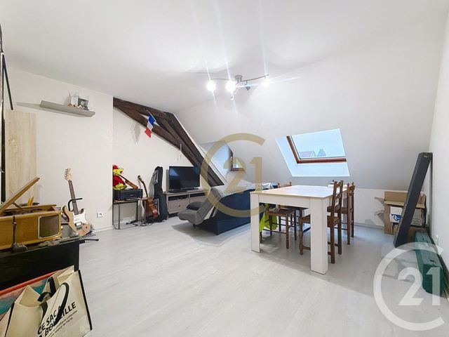Appartement F2 à louer - 2 pièces - 53.54 m2 - LURE - 70 - FRANCHE-COMTE - Century 21 Gsm Immo