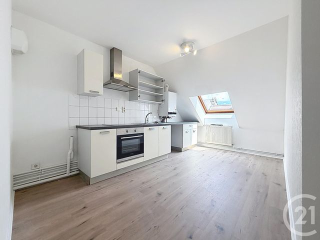 Appartement F2 à louer - 2 pièces - 53.54 m2 - LURE - 70 - FRANCHE-COMTE - Century 21 Gsm Immo