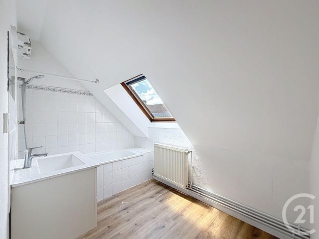 Appartement F2 à louer - 2 pièces - 53.54 m2 - LURE - 70 - FRANCHE-COMTE - Century 21 Gsm Immo