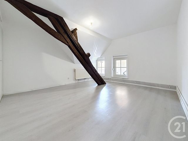 Appartement F2 à louer - 2 pièces - 53.54 m2 - LURE - 70 - FRANCHE-COMTE - Century 21 Gsm Immo
