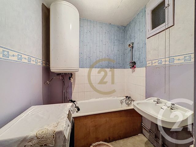 maison à vendre - 10 pièces - 175.0 m2 - LURE - 70 - FRANCHE-COMTE - Century 21 Gsm Immo