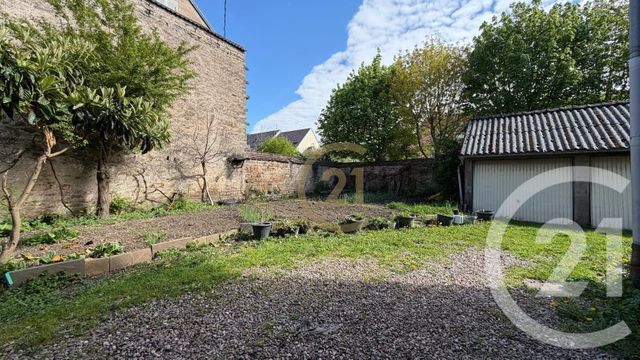 maison à vendre - 10 pièces - 175.0 m2 - LURE - 70 - FRANCHE-COMTE - Century 21 Gsm Immo