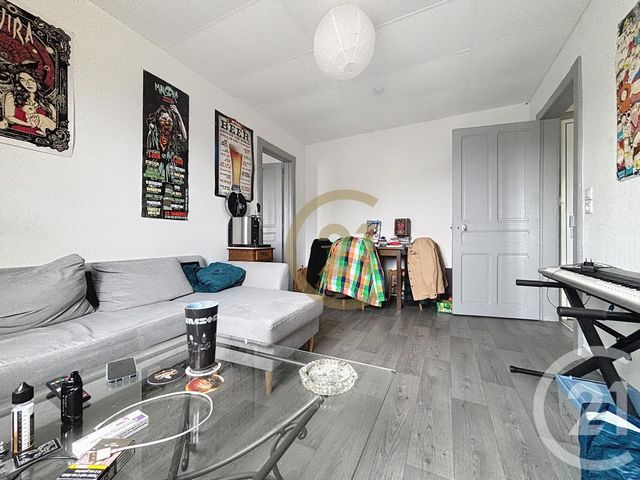 Appartement F2 à louer - 2 pièces - 38.16 m2 - LURE - 70 - FRANCHE-COMTE - Century 21 Gsm Immo