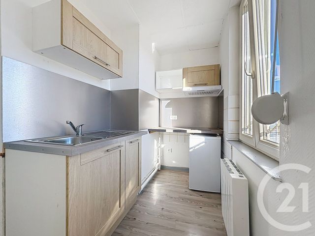 Appartement F2 à louer - 2 pièces - 38.16 m2 - LURE - 70 - FRANCHE-COMTE - Century 21 Gsm Immo