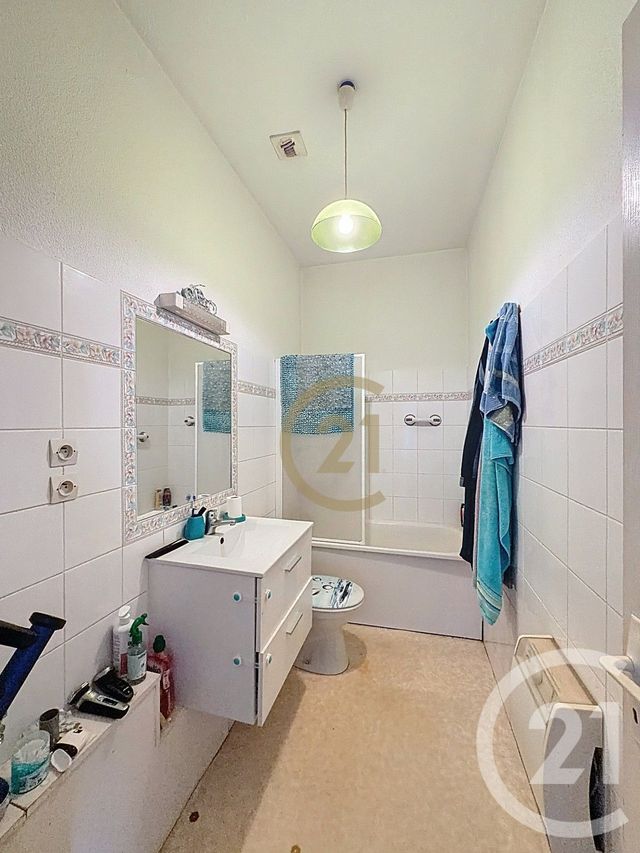 Appartement F3 à vendre - 3 pièces - 49.37 m2 - COUTHENANS - 70 - FRANCHE-COMTE - Century 21 Gsm Immo