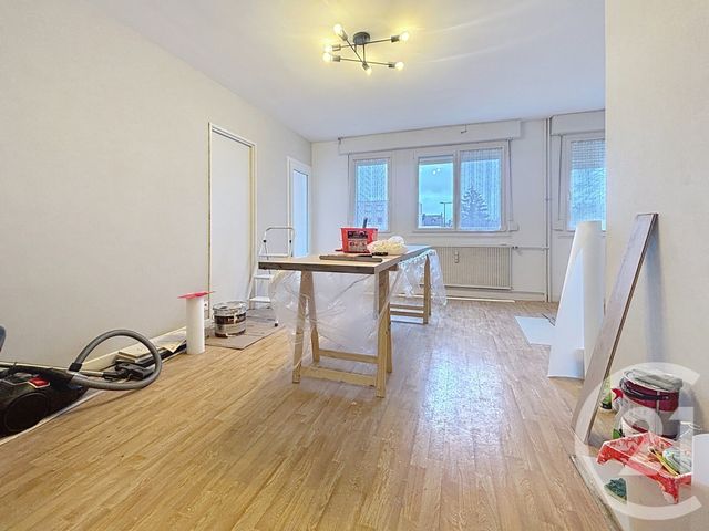 Appartement à louer - 4 pièces - 72.0 m2 - LUXEUIL LES BAINS - 70 - FRANCHE-COMTE - Century 21 Gsm Immo