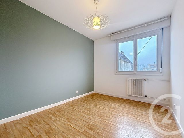 Appartement à louer - 4 pièces - 72.0 m2 - LUXEUIL LES BAINS - 70 - FRANCHE-COMTE - Century 21 Gsm Immo
