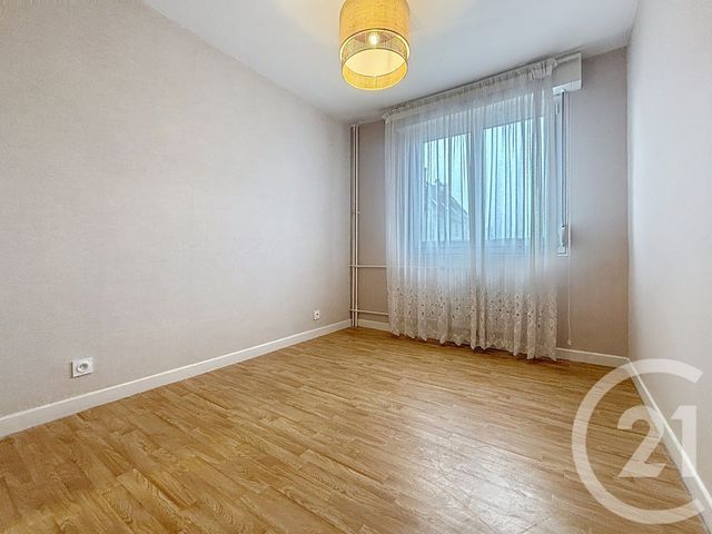 Appartement à louer - 4 pièces - 72.0 m2 - LUXEUIL LES BAINS - 70 - FRANCHE-COMTE - Century 21 Gsm Immo