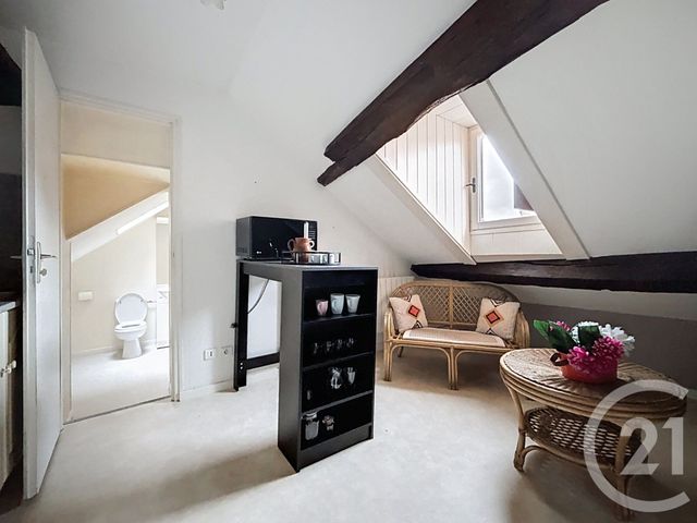 Appartement Studio à vendre - 1 pièce - 21.0 m2 - VESOUL - 70 - FRANCHE-COMTE - Century 21 Gsm Immo