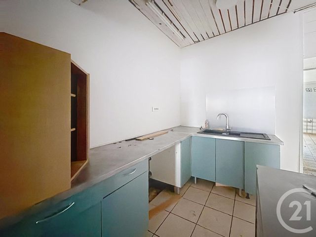 Appartement Local à louer - 4 pièces - 110.12 m2 - LURE - 70 - FRANCHE-COMTE - Century 21 Gsm Immo