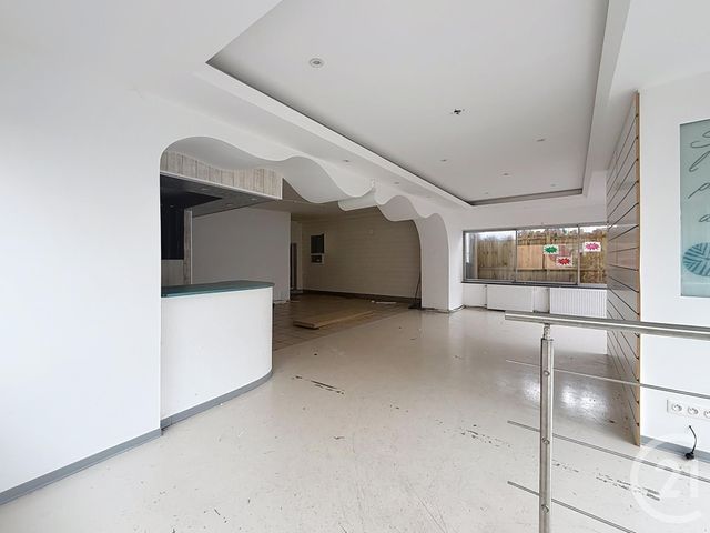 Appartement Local à louer - 4 pièces - 110.12 m2 - LURE - 70 - FRANCHE-COMTE - Century 21 Gsm Immo