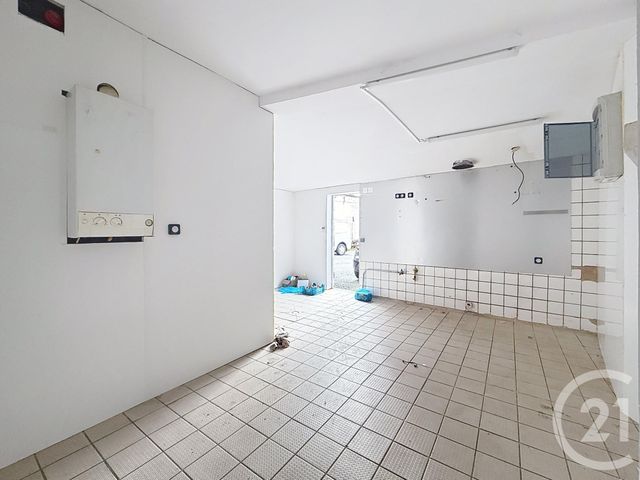 Appartement Local à louer - 4 pièces - 110.12 m2 - LURE - 70 - FRANCHE-COMTE - Century 21 Gsm Immo