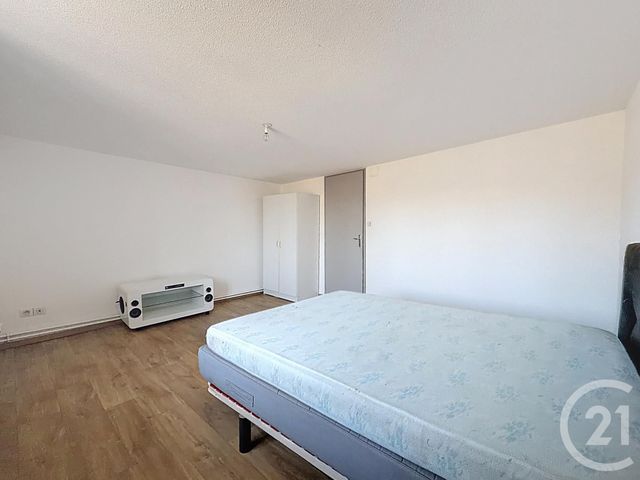 Appartement F3 à louer - 3 pièces - 71.57 m2 - LUXEUIL LES BAINS - 70 - FRANCHE-COMTE - Century 21 Gsm Immo