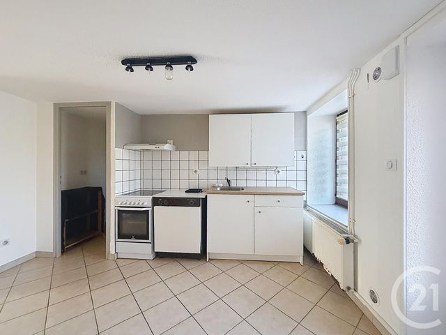 Appartement F3 à louer - 3 pièces - 71.57 m2 - LUXEUIL LES BAINS - 70 - FRANCHE-COMTE - Century 21 Gsm Immo