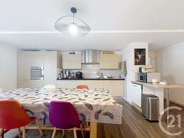 Appartement F3 à louer - 3 pièces - 72.0 m2 - LURE - 70 - FRANCHE-COMTE - Century 21 Gsm Immo
