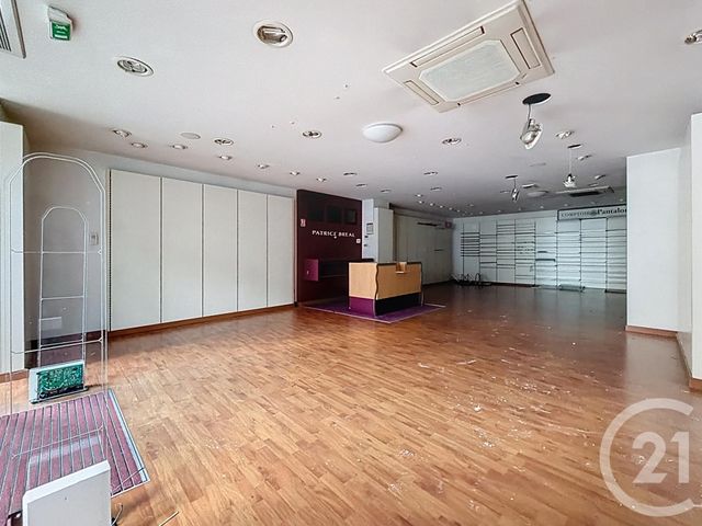 Appartement Local à louer - 5 pièces - 200.0 m2 - LURE - 70 - FRANCHE-COMTE - Century 21 Gsm Immo