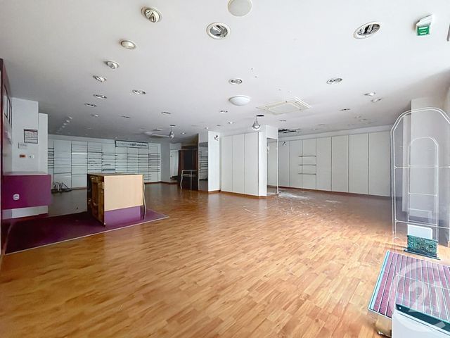 Appartement Local à louer - 5 pièces - 200.0 m2 - LURE - 70 - FRANCHE-COMTE - Century 21 Gsm Immo