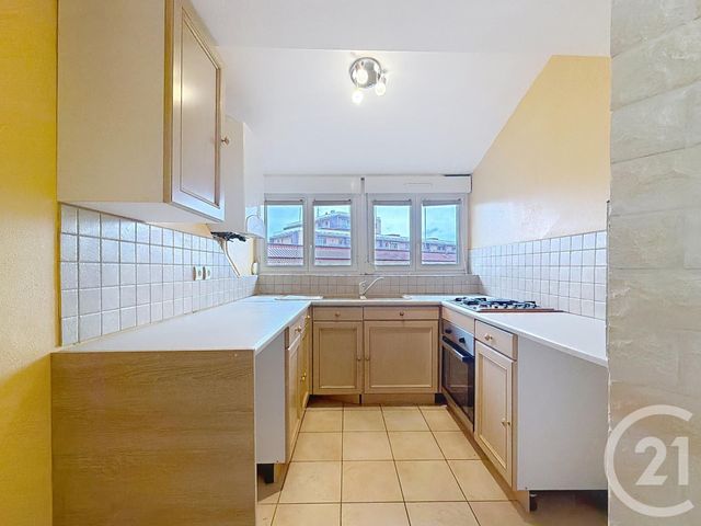 Appartement F3 à louer - 3 pièces - 50.0 m2 - BELFORT - 90 - FRANCHE-COMTE - Century 21 Gsm Immo