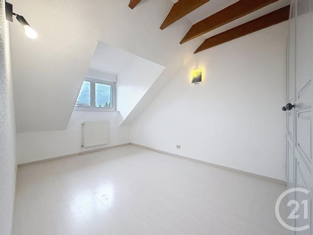 Appartement F3 à louer - 3 pièces - 50.0 m2 - BELFORT - 90 - FRANCHE-COMTE - Century 21 Gsm Immo