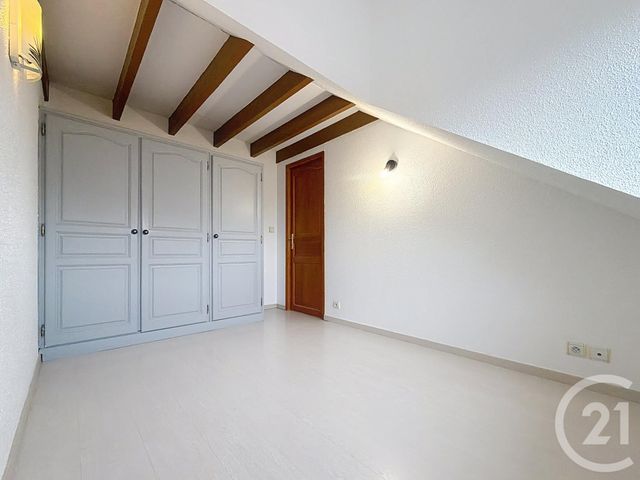 Appartement F3 à louer - 3 pièces - 50.0 m2 - BELFORT - 90 - FRANCHE-COMTE - Century 21 Gsm Immo