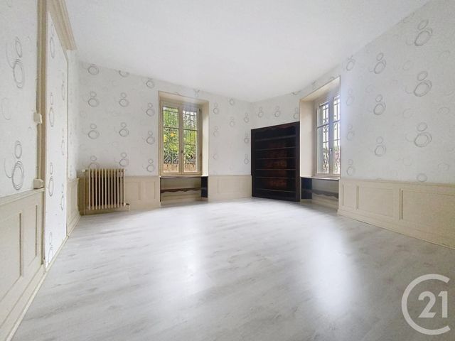 Appartement F3 à louer - 3 pièces - 92.69 m2 - LURE - 70 - FRANCHE-COMTE - Century 21 Gsm Immo