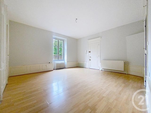 Appartement F3 à louer - 3 pièces - 92.69 m2 - LURE - 70 - FRANCHE-COMTE - Century 21 Gsm Immo
