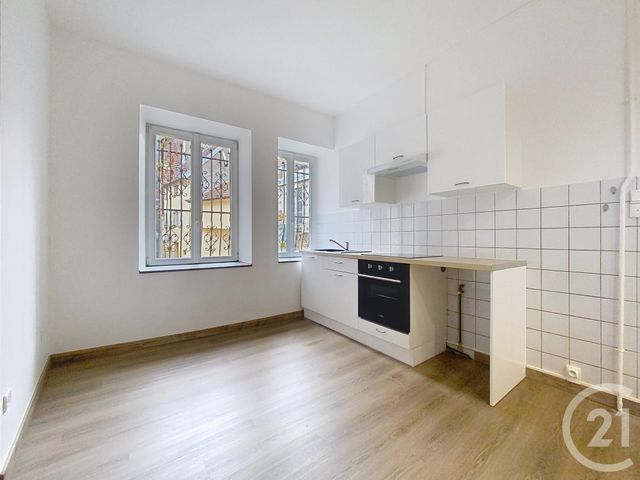 Appartement F3 à louer - 3 pièces - 92.69 m2 - LURE - 70 - FRANCHE-COMTE - Century 21 Gsm Immo