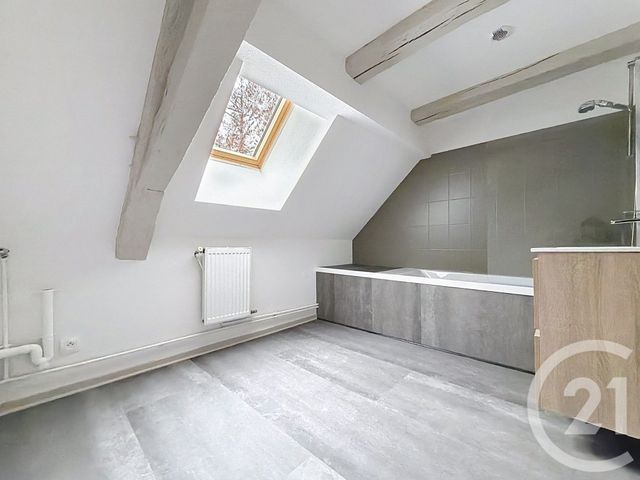 Appartement F4 à louer - 4 pièces - 114.0 m2 - HERICOURT - 70 - FRANCHE-COMTE - Century 21 Gsm Immo