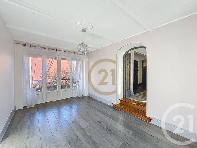 Appartement F3 à vendre - 3 pièces - 59.45 m2 - BELFORT - 90 - FRANCHE-COMTE - Century 21 Gsm Immo