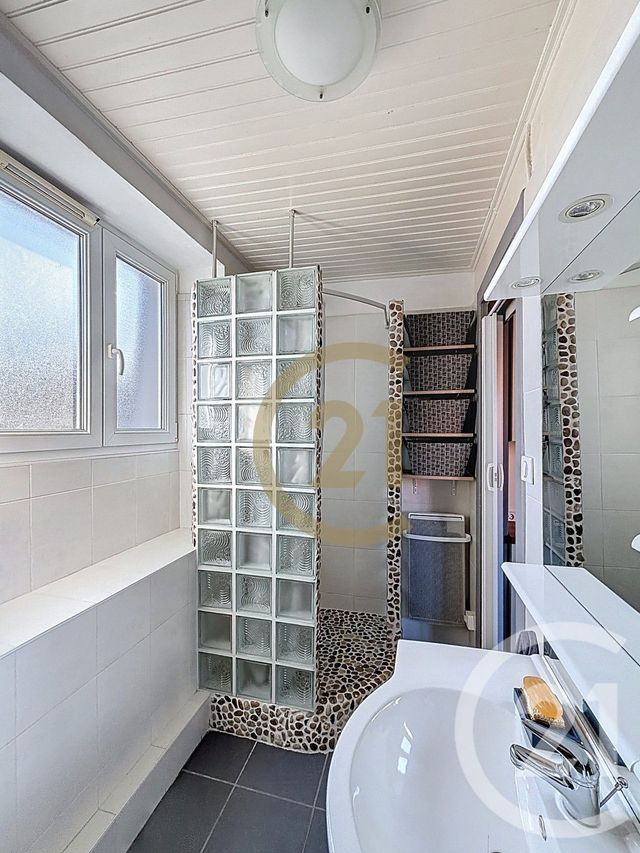 Appartement F3 à vendre - 3 pièces - 59.45 m2 - BELFORT - 90 - FRANCHE-COMTE - Century 21 Gsm Immo