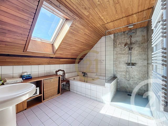 maison à vendre - 9 pièces - 218.0 m2 - LURE - 70 - FRANCHE-COMTE - Century 21 Gsm Immo